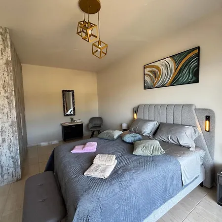 Erato Sea View Villa Koszkinú