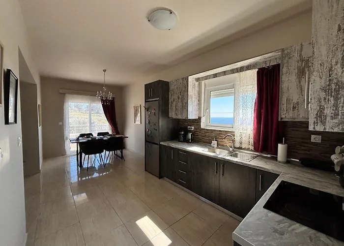Erato Sea View Villa *